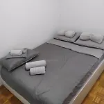 As Emporio Omega 2 Apartamento Tuzla