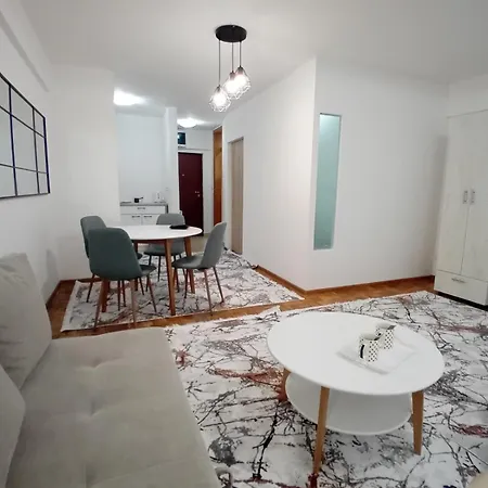 As Emporio Omega 2 Apartman *