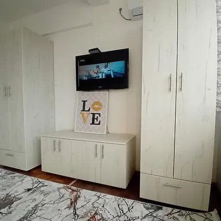 Apartment As Emporio Omega 2 *